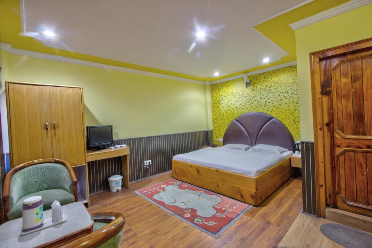 Hotel Jupiter Манали Экстерьер фото